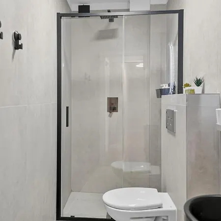 Apartment 3br Calea Victoriei & Balcony Swing & 2 Baths *