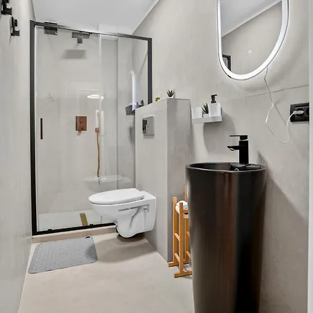 Apartment 3br Calea Victoriei & Balcony Swing & 2 Baths Bucharest
