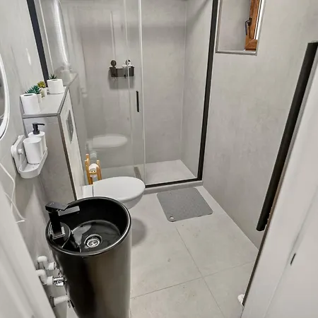 3br Calea Victoriei & Balcony Swing & 2 Baths *