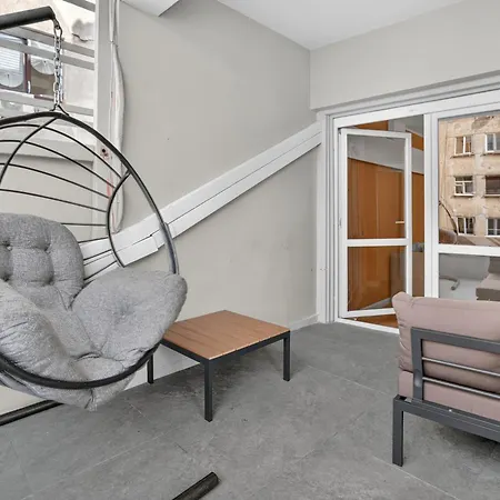 3br Calea Victoriei & Balcony Swing & 2 Baths Apartment *
